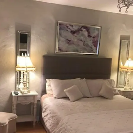 מלון Silver House